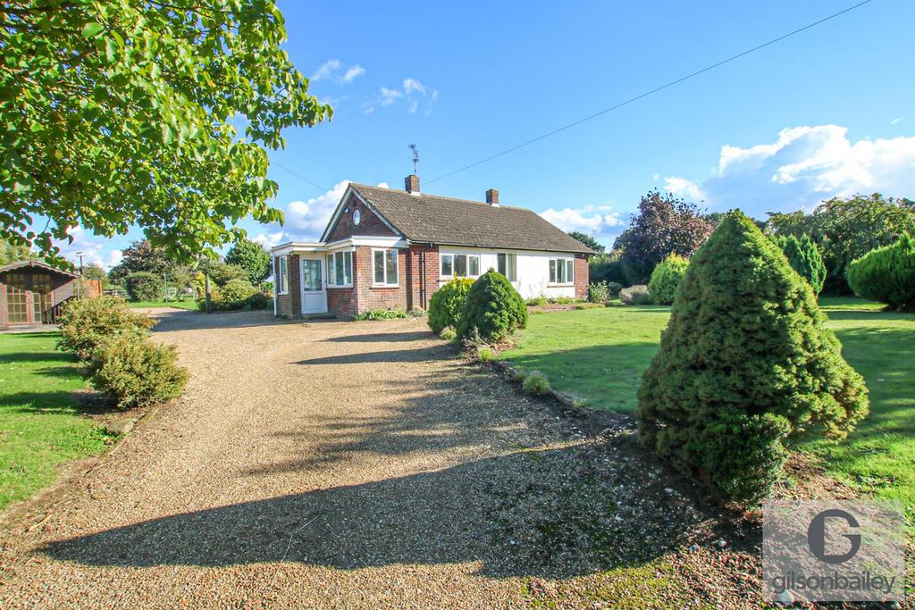 Market Hill, Colkirk, Fakenham 2 bed detached bungalow £350,000