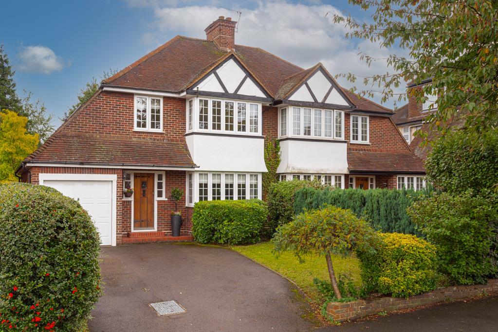 Ruden Way, Epsom Downs 3 bed semidetached house