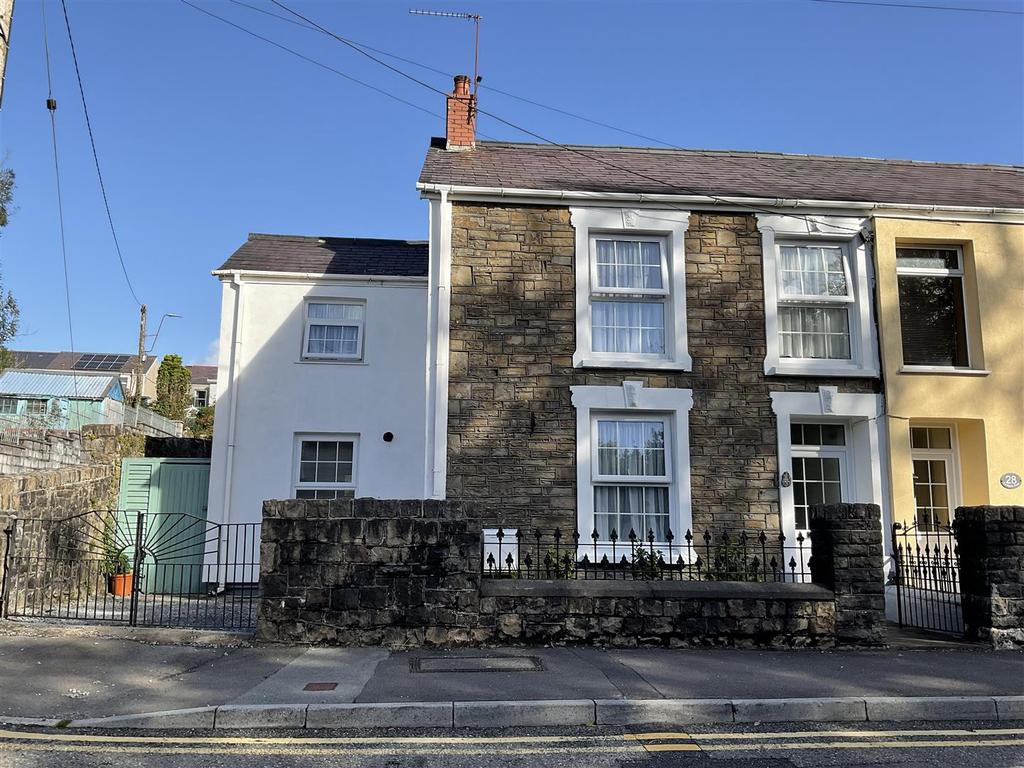 Cwmgarw Road, Upper Brynamman, Ammanford 3 bed semidetached house £
