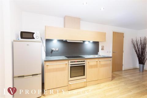 1 bedroom apartment to rent, Islington Gates, Fleet Street