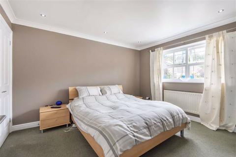 5 Hafod, Emmer Green, Reading, RG4 8LZ