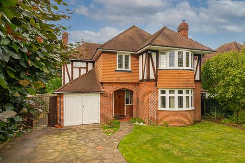 37 Fiddicroft Avenue, Banstead, SM7 3AD