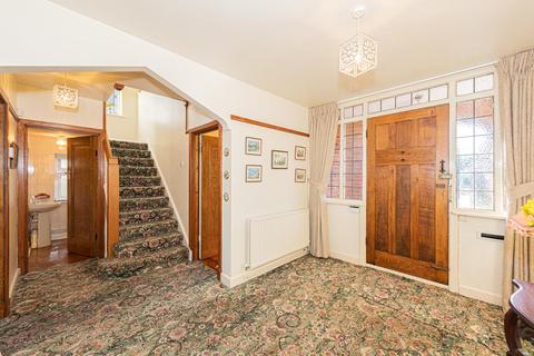 37 Fiddicroft Avenue, Banstead, SM7 3AD