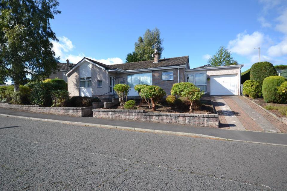 40, Wilton Hill TerraceHawick, TD9 8BG 3 bed bungalow £245,000