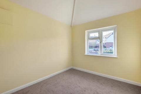 3 bedroom semi-detached house to rent, Bowerdean Road,  High Wycombe,  HP13