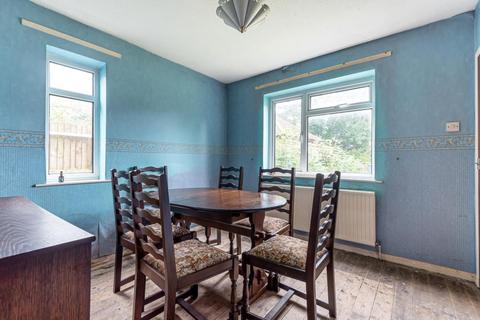 1 Maple Gardens, Reading, RG2 7NB
