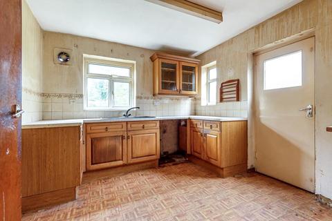 1 Maple Gardens, Reading, RG2 7NB