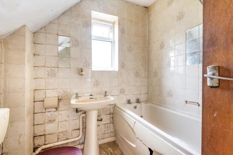 1 Maple Gardens, Reading, RG2 7NB