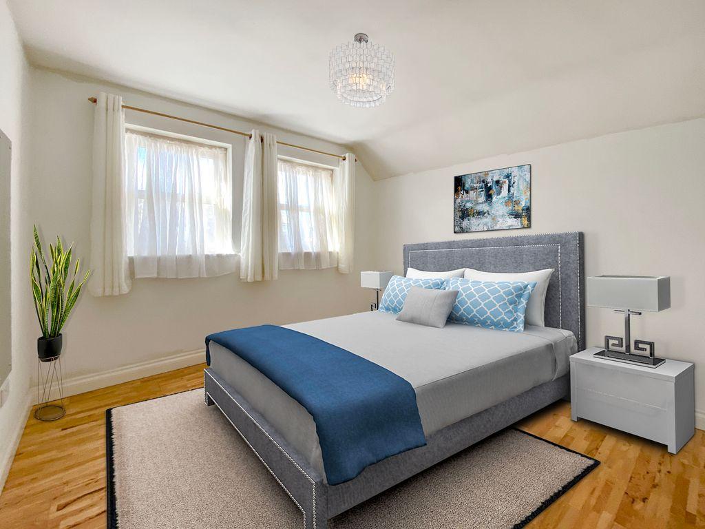 Bedroom 1 (Double)