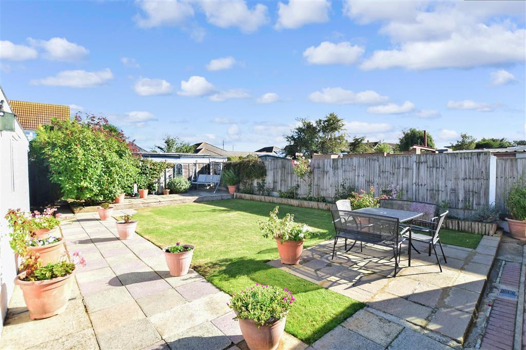 Eden Road, Seasalter, Whitstable, Kent 3 bed detached bungalow £500,000