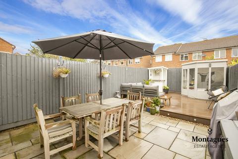 10 Hampden Close, North Weald, Epping, CM16 6JX