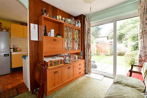 14 Glanmire, Billericay, CM11 1DU