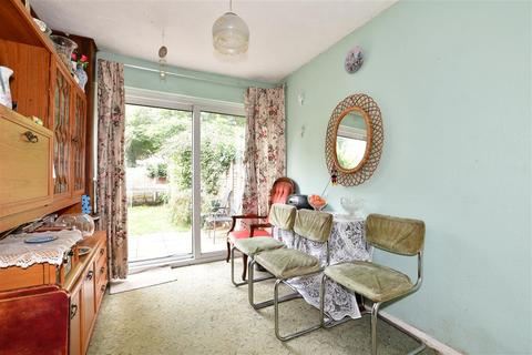 14 Glanmire, Billericay, CM11 1DU