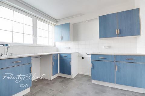 2 bedroom flat to rent, Baxter House, E3