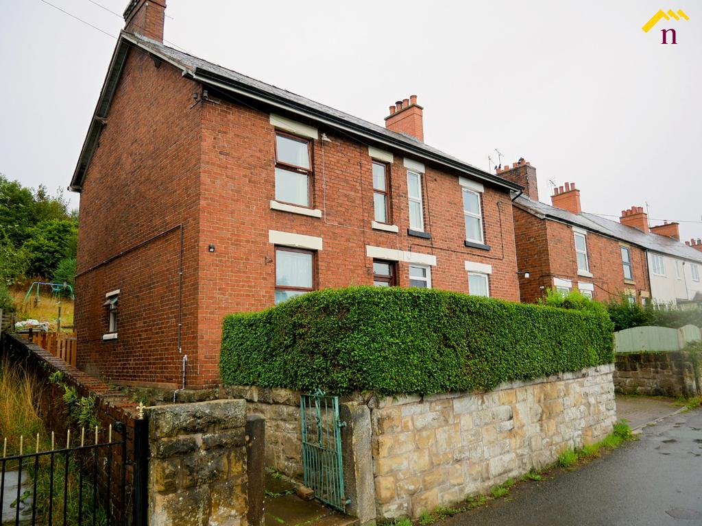Broughton Road, Lodge, Wrexham, LL11 3 bed semidetached house £129,950