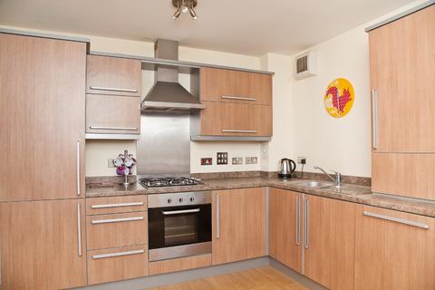 1 bedroom flat to rent, Hawkhill Close, Easter Road, Edinburgh, EH7