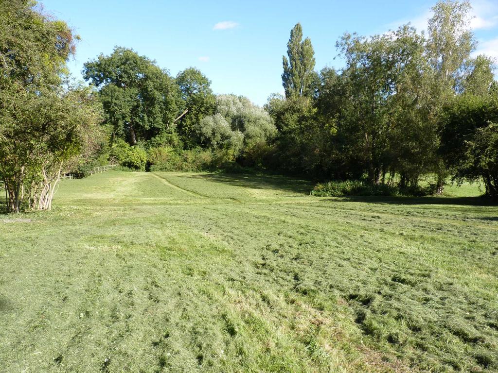 Box End Road, Bromham 3 bed detached house £900,000