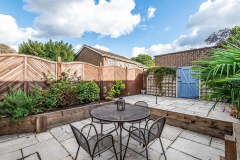 14 Chiltern Gardens, Bromley, BR2 0PT