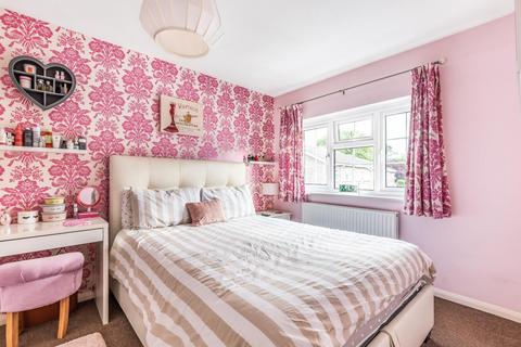 14 Chiltern Gardens, Bromley, BR2 0PT
