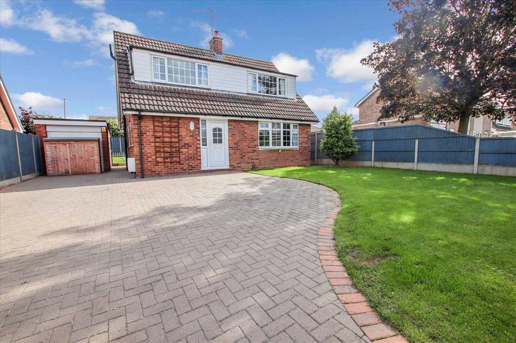 Renfrew Road, Lincoln, Lincoln 3 bed detached house £265,000