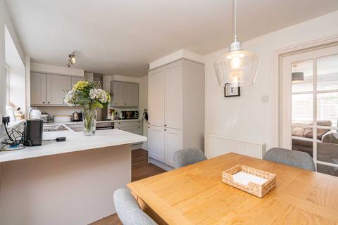 9 Peartree Road, Hemel Hempstead, HP1 3QN