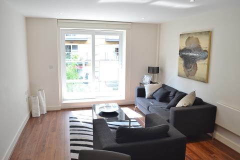 2 bedroom apartment to rent, Bromyard Avenue, Acton W3