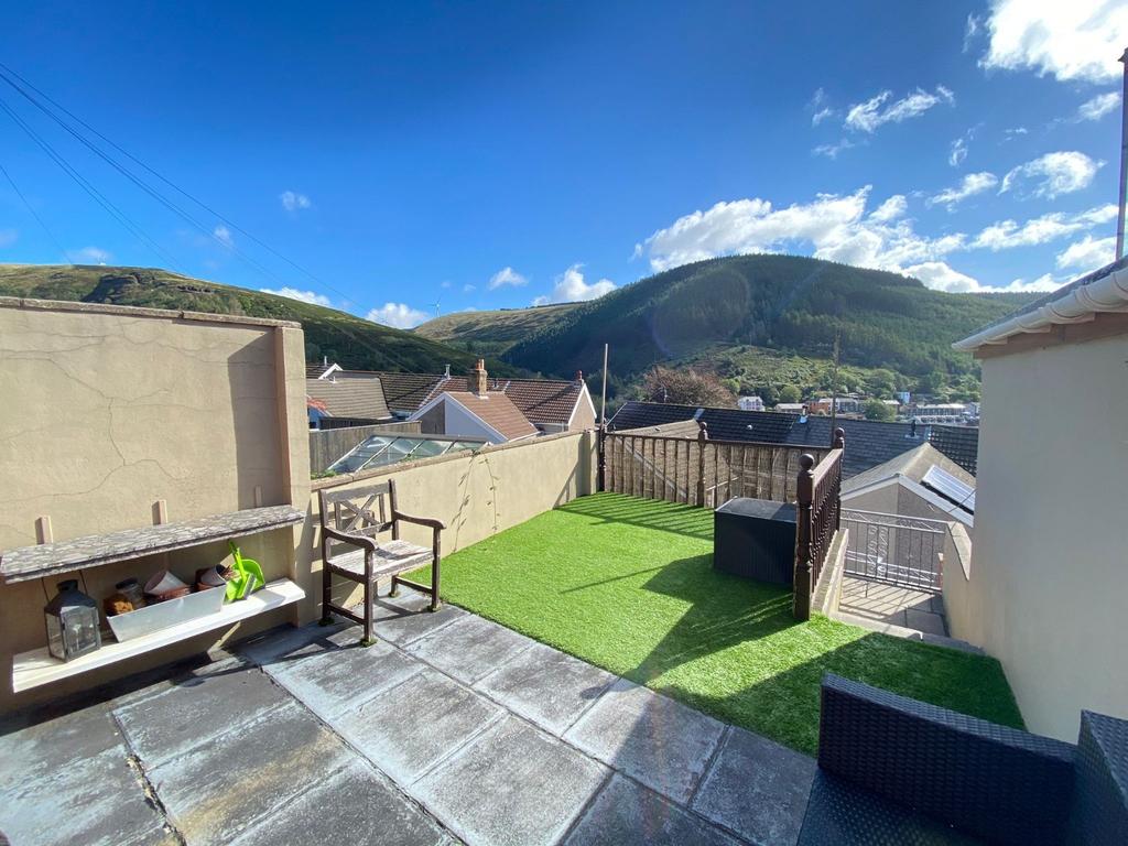 Highland Place, Ogmore Vale, Bridgend, Bridgend County. CF32 7DD 3 bed