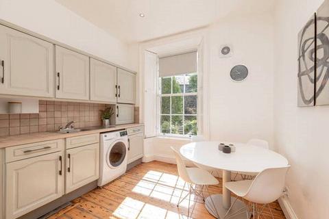 2 bedroom apartment to rent, St Stephen Street, Edinburgh