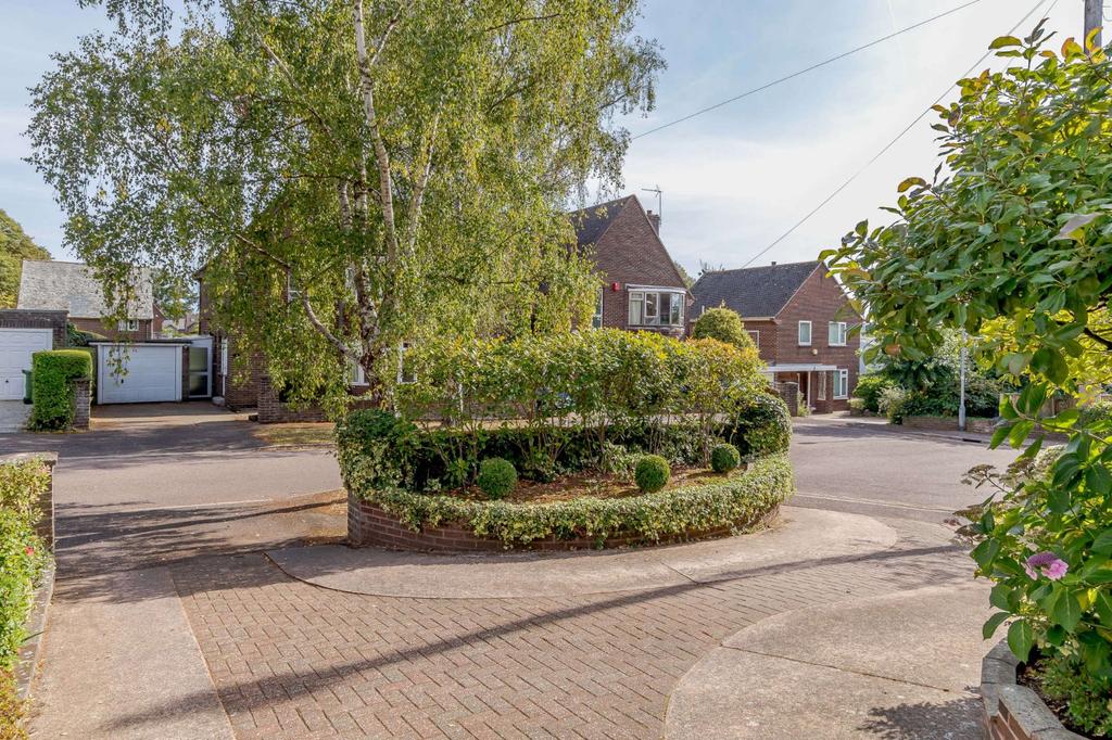 3 King Henrys Road