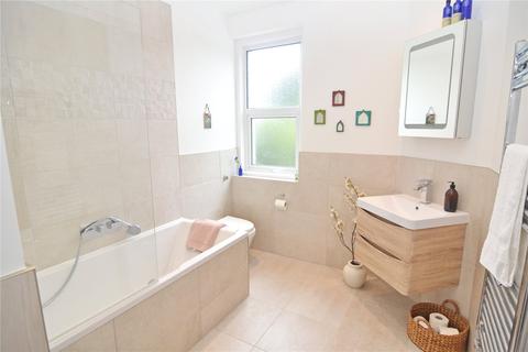 Flat 4, 9 Gloucester Road, Teddington, TW11 0NS