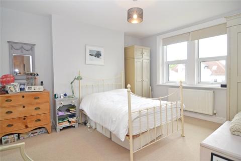 Flat 4, 9 Gloucester Road, Teddington, TW11 0NS