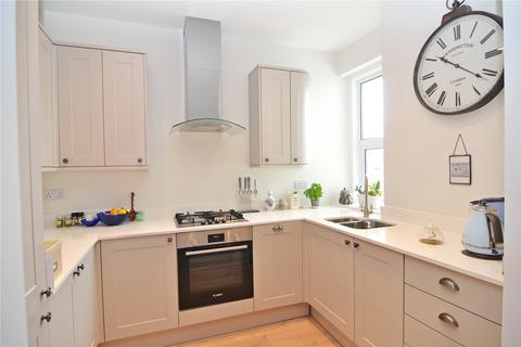 Flat 4, 9 Gloucester Road, Teddington, TW11 0NS