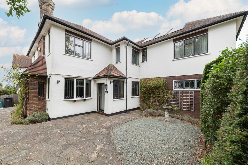 Holland Way Hayes BR2 5 bed detached house £1,200,000