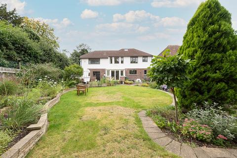 2 Holland Way, Bromley, BR2 7DN