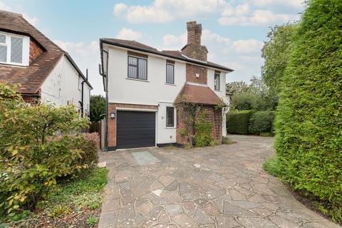 2 Holland Way, Bromley, BR2 7DN