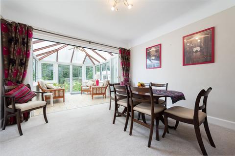 2 Holland Way, Bromley, BR2 7DN