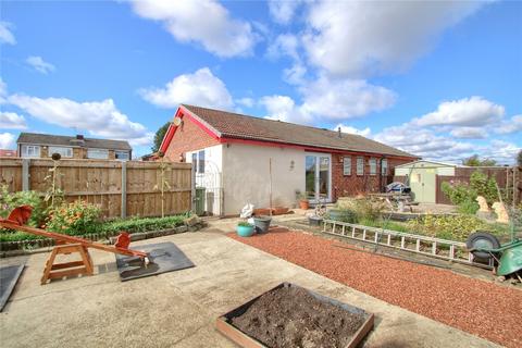 3 bedroom bungalow for sale - Middleton Avenue, Thornaby