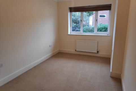 2 bedroom apartment to rent, Brook Road, Redhill