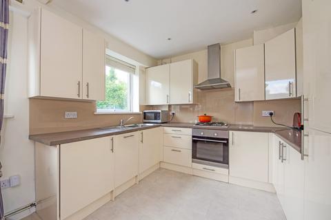 29 Stuart Road, Richmond, TW10 7QU
