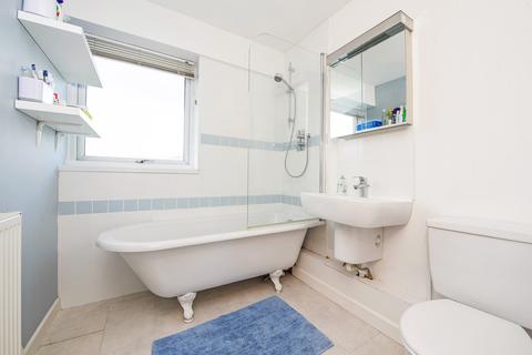29 Stuart Road, Richmond, TW10 7QU