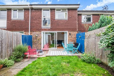 2 Lockwood Close, London, SE26 4HY