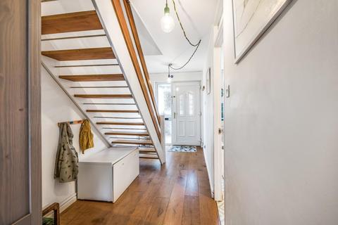2 Lockwood Close, London, SE26 4HY