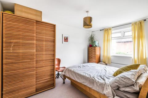 2 Lockwood Close, London, SE26 4HY