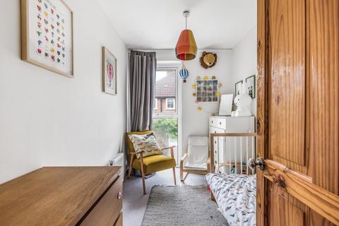 2 Lockwood Close, London, SE26 4HY
