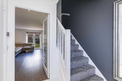 46 Applegate Drive, East Kilbride, Glasgow, G75 9FG