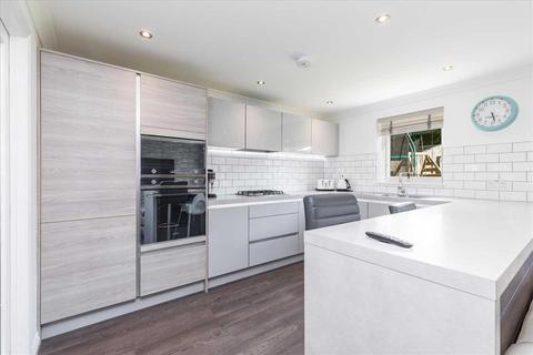 46 Applegate Drive, East Kilbride, Glasgow, G75 9FG