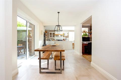 20 Copt Elm Close, Charlton Kings, Cheltenham, GL53 8AD