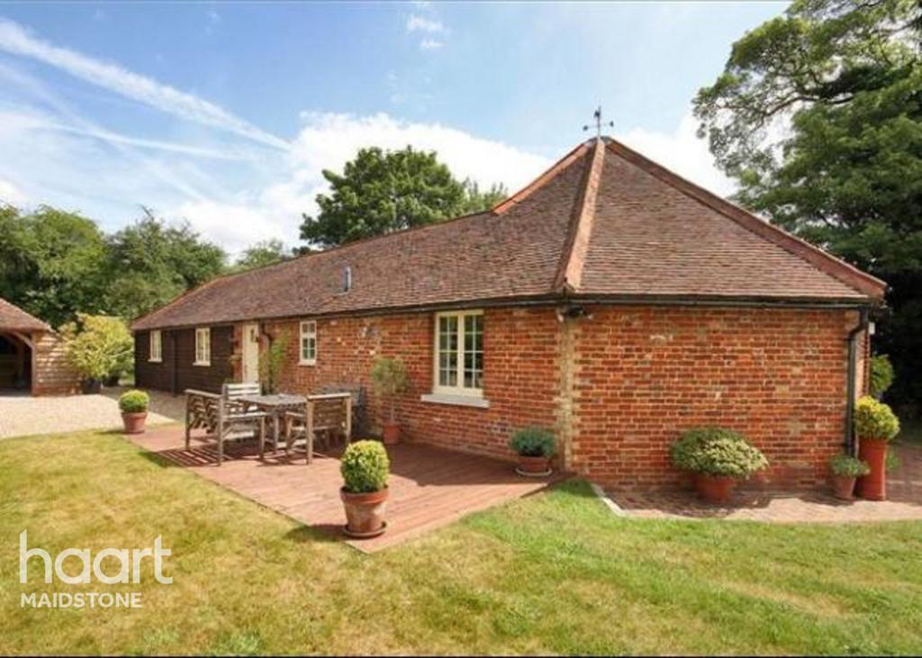 The Street, Boxley, MAIDSTONE 3 bed detached house £875,000