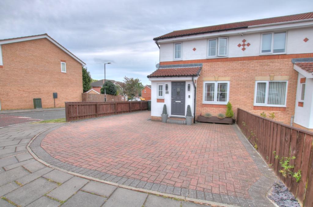 Redewood Close, Slatyford, Newcastle upon Tyne, NE5 3 bed semidetached