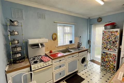71 Forest Road, Binfield, Bracknell, RG42 4HA